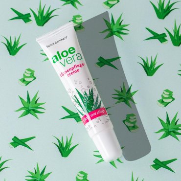 Crema curativa per le labbra all'Aloe Vera SPF 6 15 ml